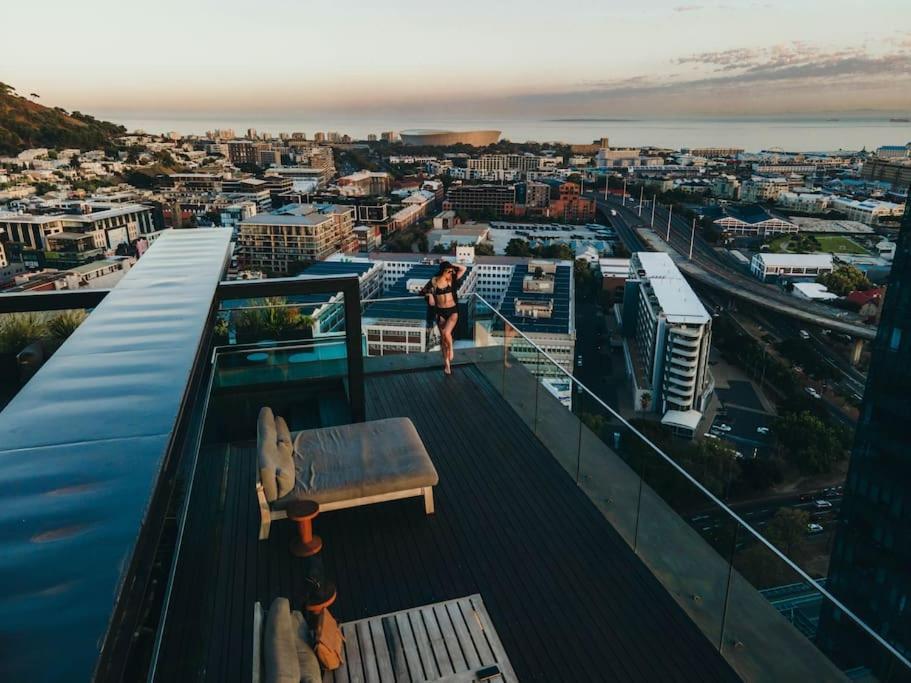 "Lykke On Bree" - Unique Apartment With Stunning Table Mountain Views Кейптаун Экстерьер фото